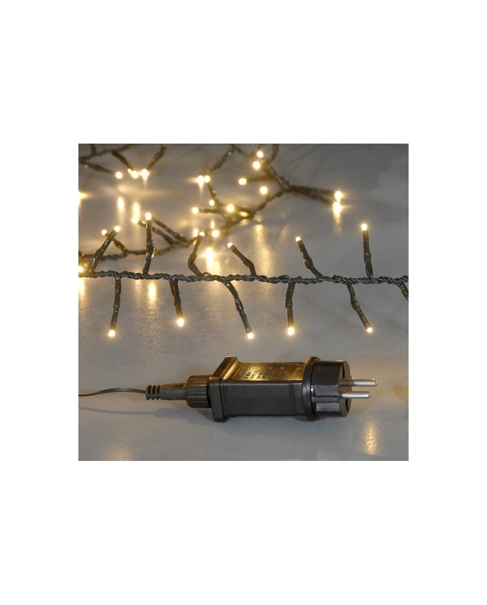 600 LED Θερμά Χριστουγεννιάτικα Λαμπάκια με Ενισχυμένη Πρίζα 31V Εξωτερικού Χώρο Με Πρόγραμμα OEM057